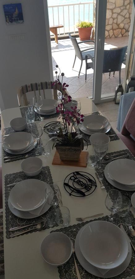 Villa Kuca Za Odmor Jelena à Starigrad Paklenica Extérieur photo